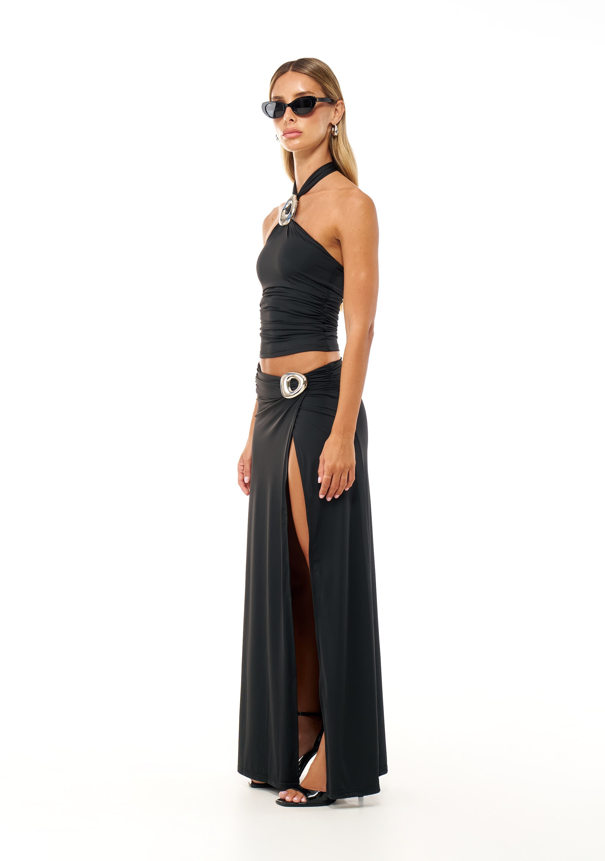 טופ איזבו | שחור