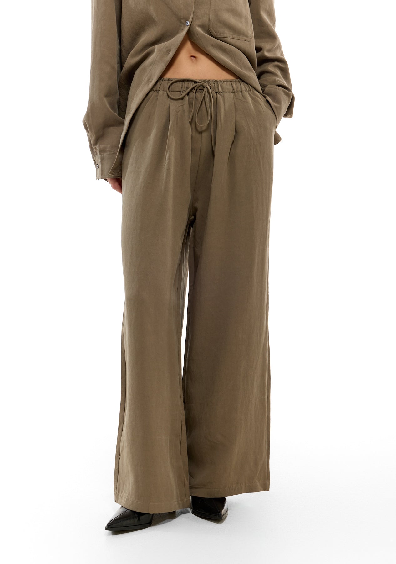 מכנסי מיי | זית