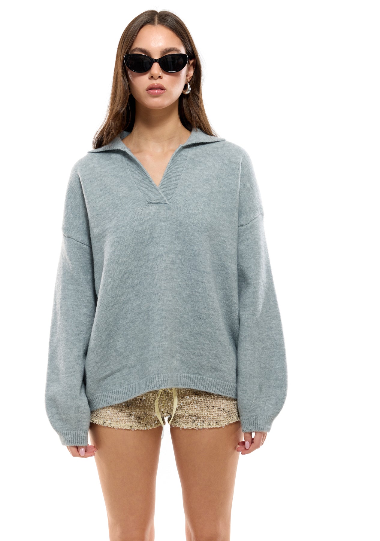 סריג אדריאן | אפור