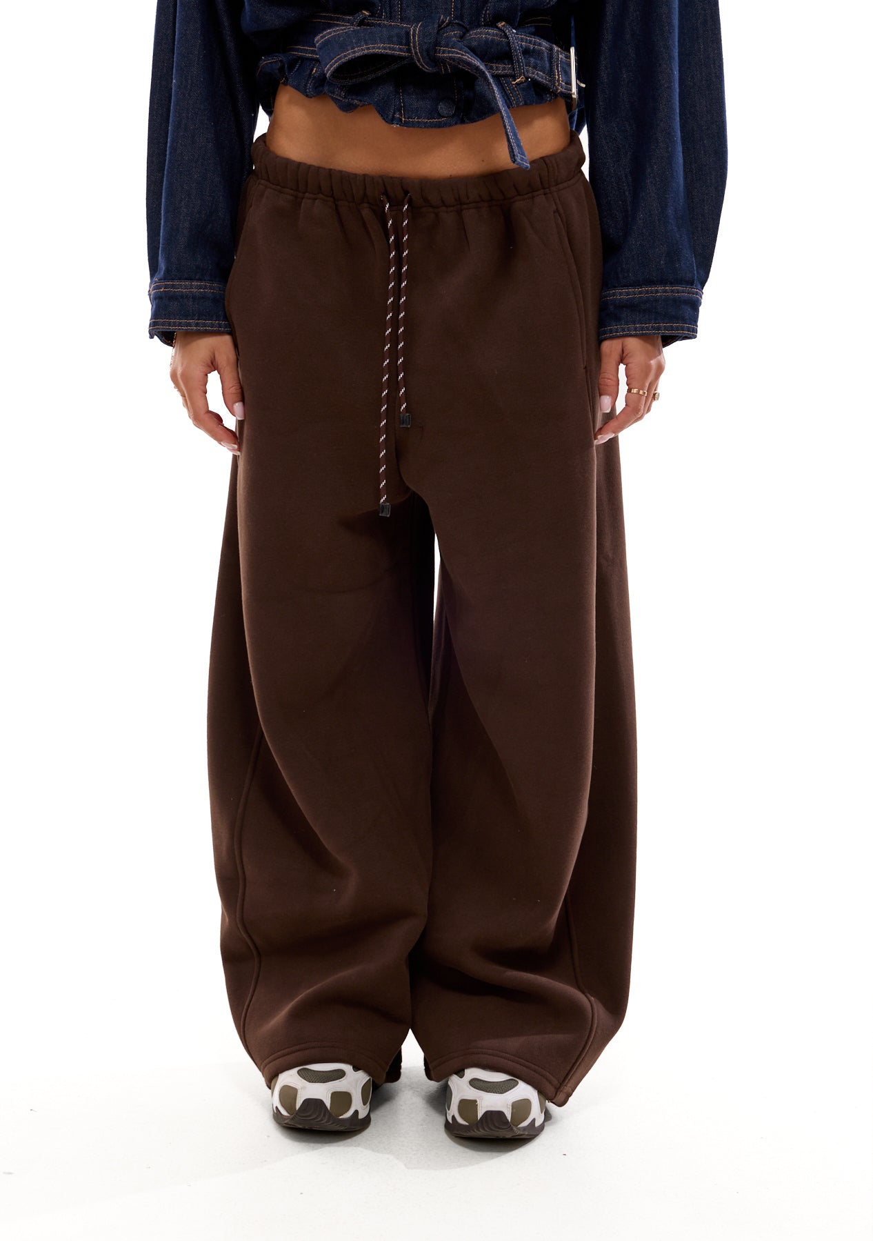 מכנסי לוסיאן | שוקולד