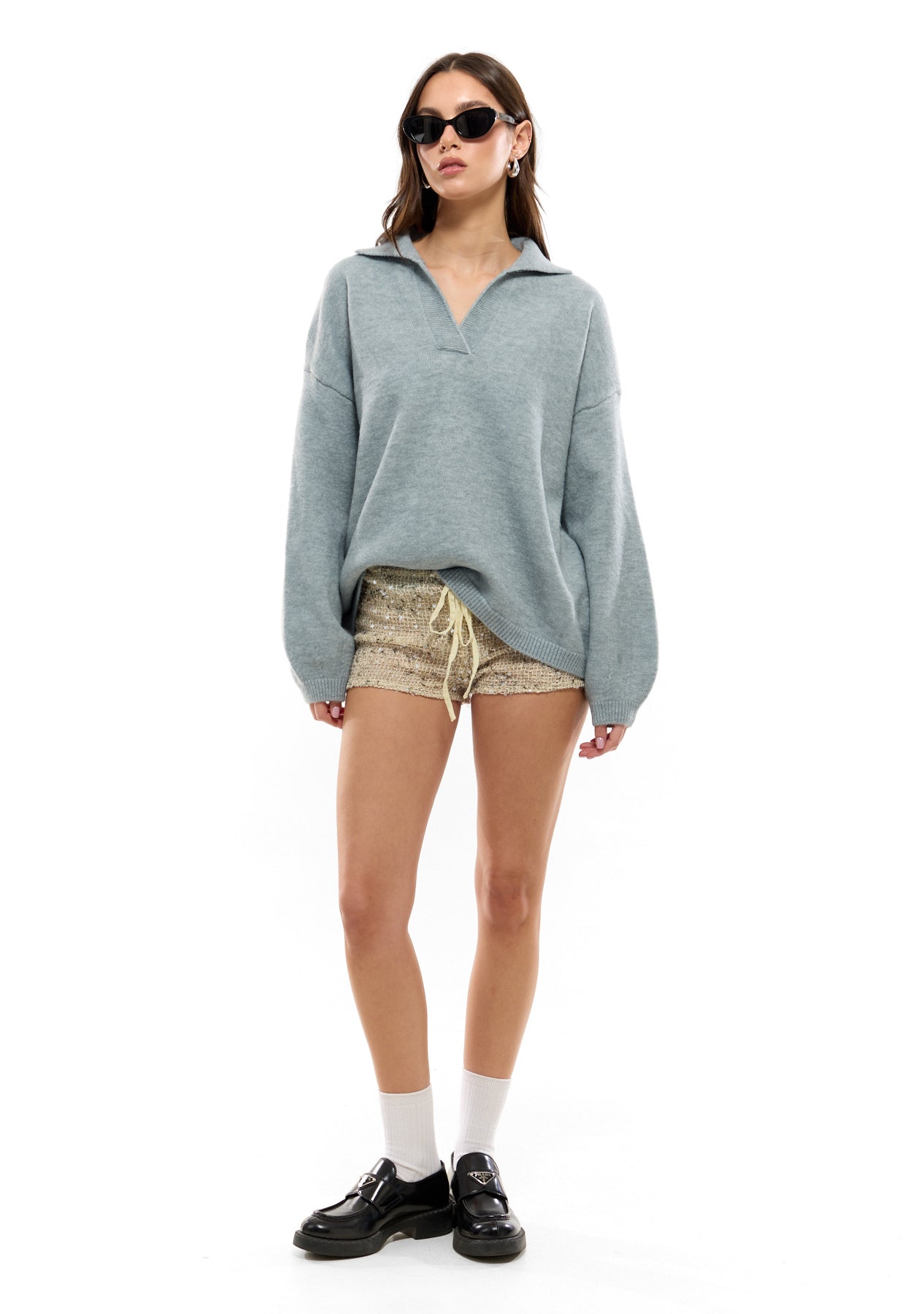 סריג אדריאן | אפור