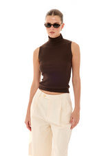 חולצת טרזה | חום