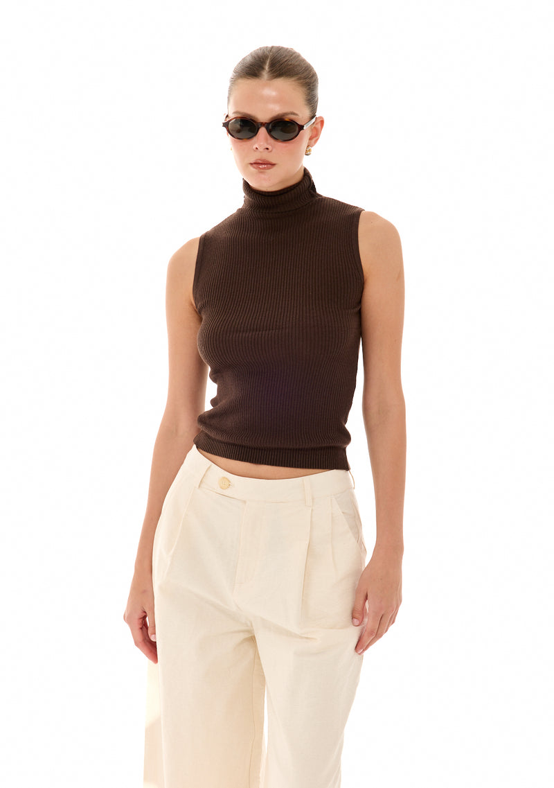 חולצת טרזה | חום