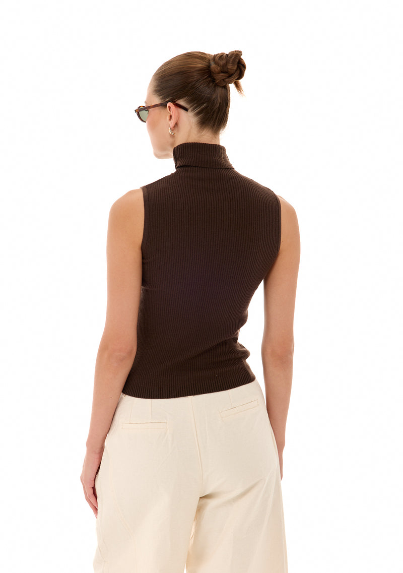 חולצת טרזה | חום