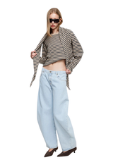 ג'ינס ברטון | ג'ינס