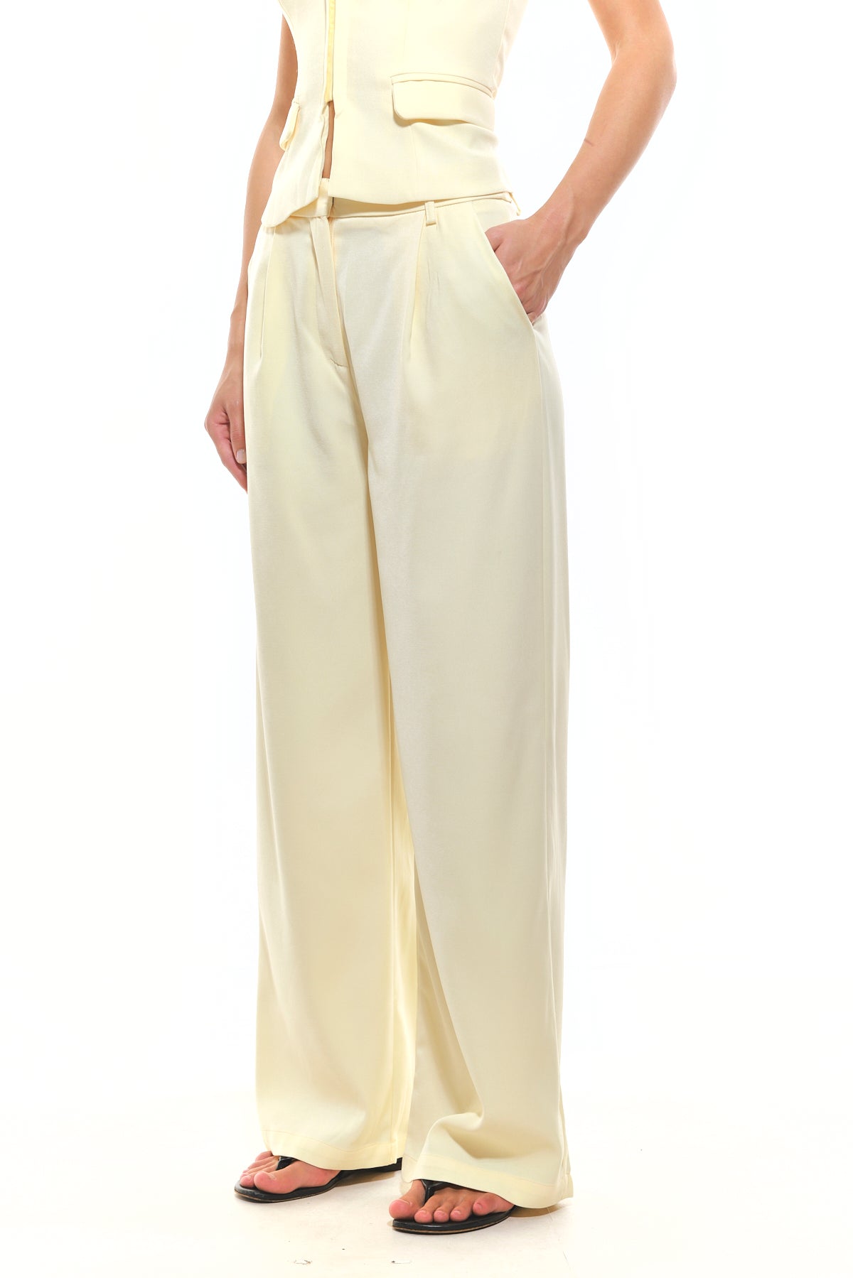 מכנסי איסט | בננה